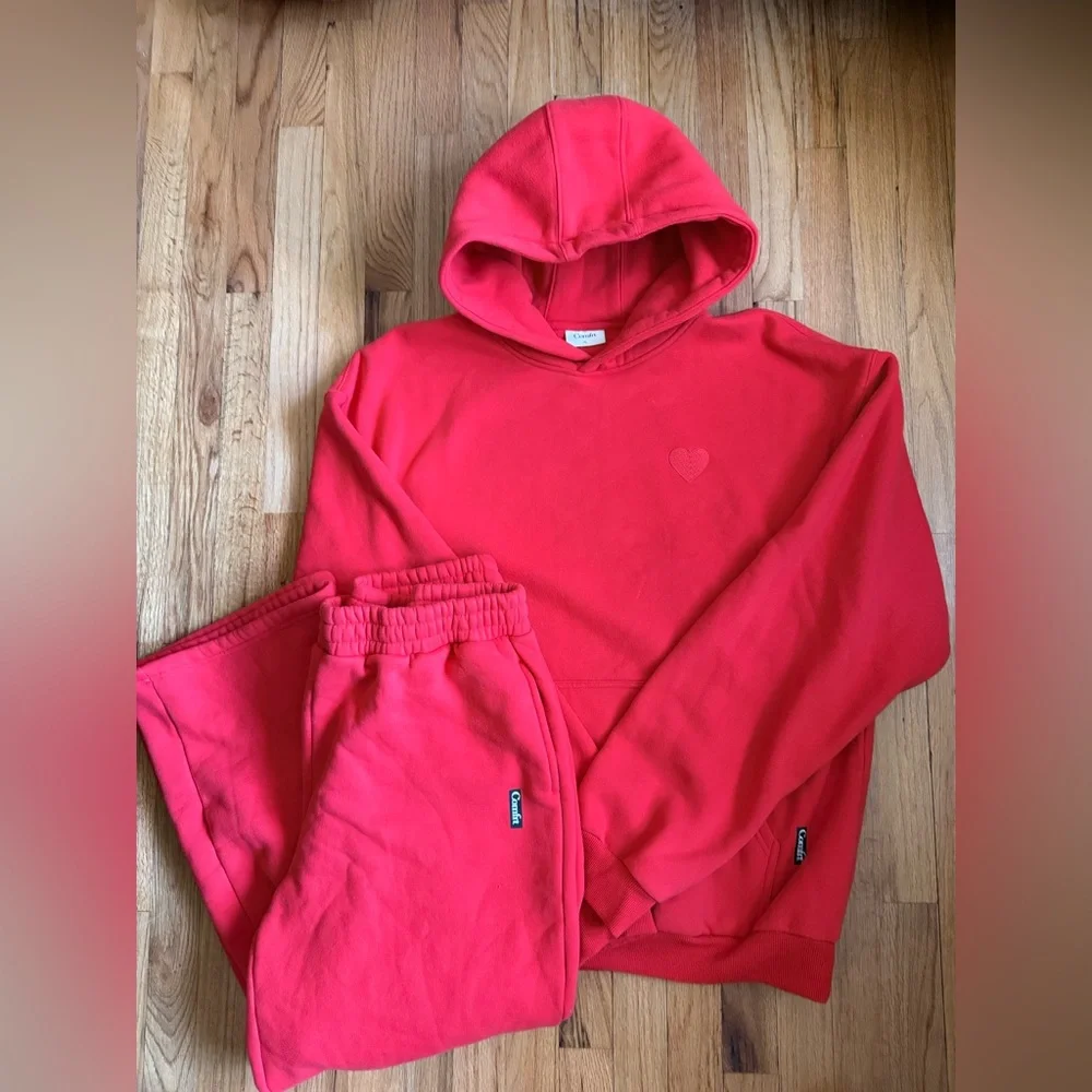 Comfrt LOVE Set in Crimson XL - Picture 3 of 13